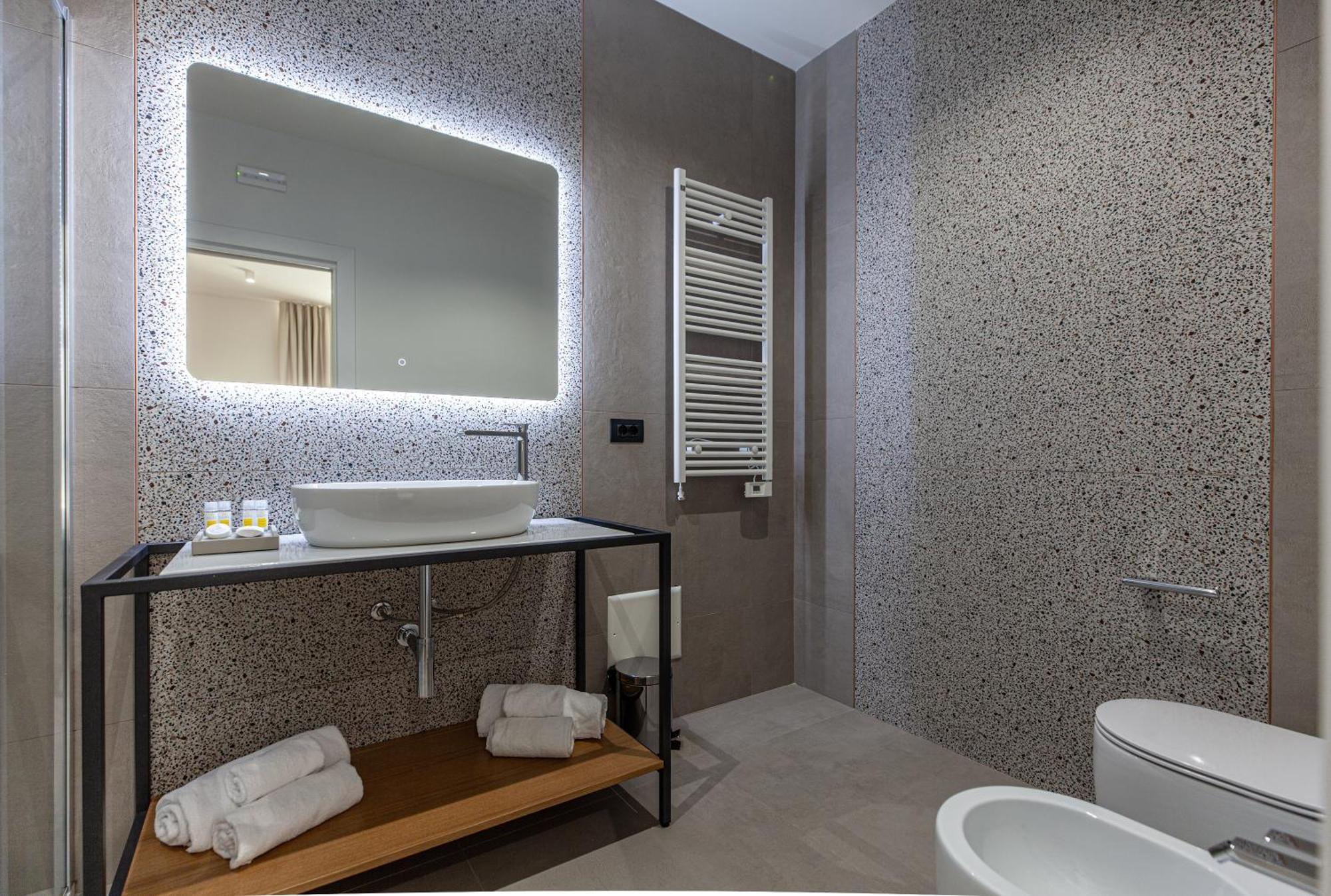 Rh Lifestyle Rooms & Suites Olbia Habitación foto
